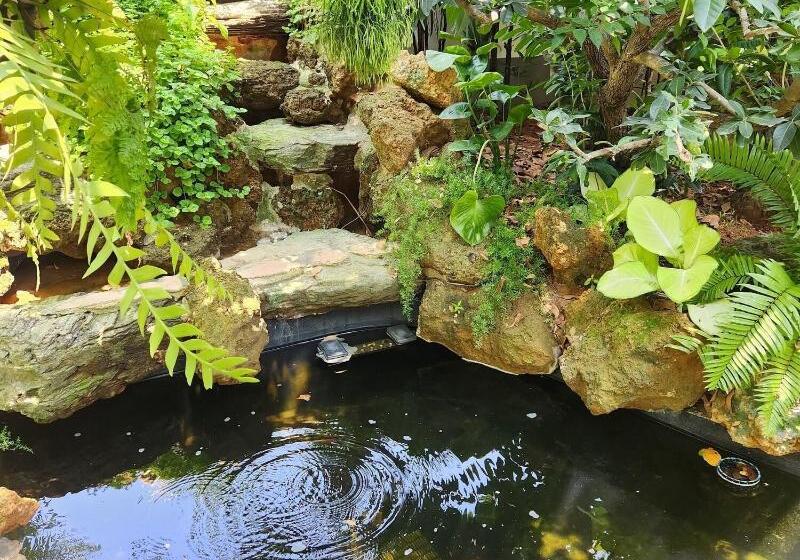 فندق Baan Nern Khao Resort Pattaya