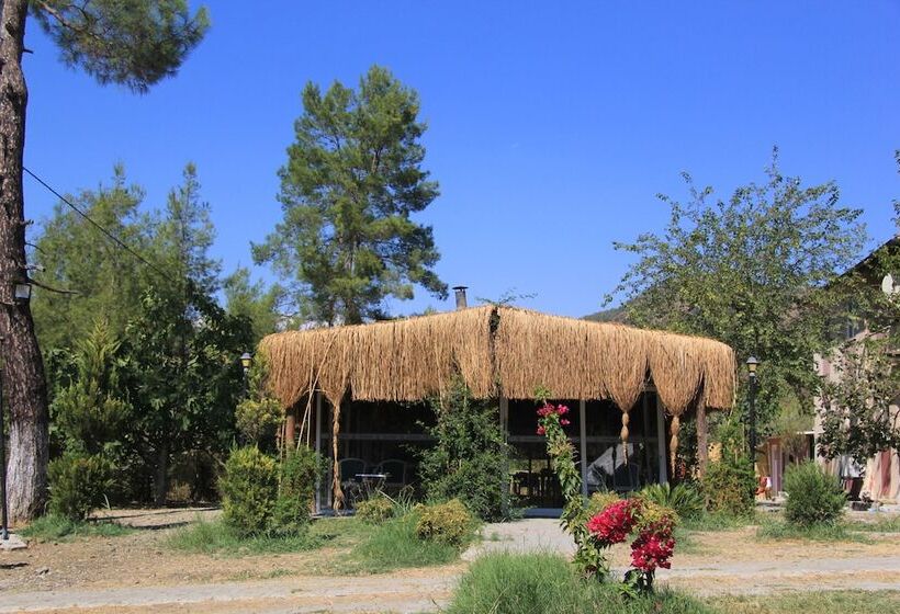 هتل Fark Edenler Camping&caravan&bungalows