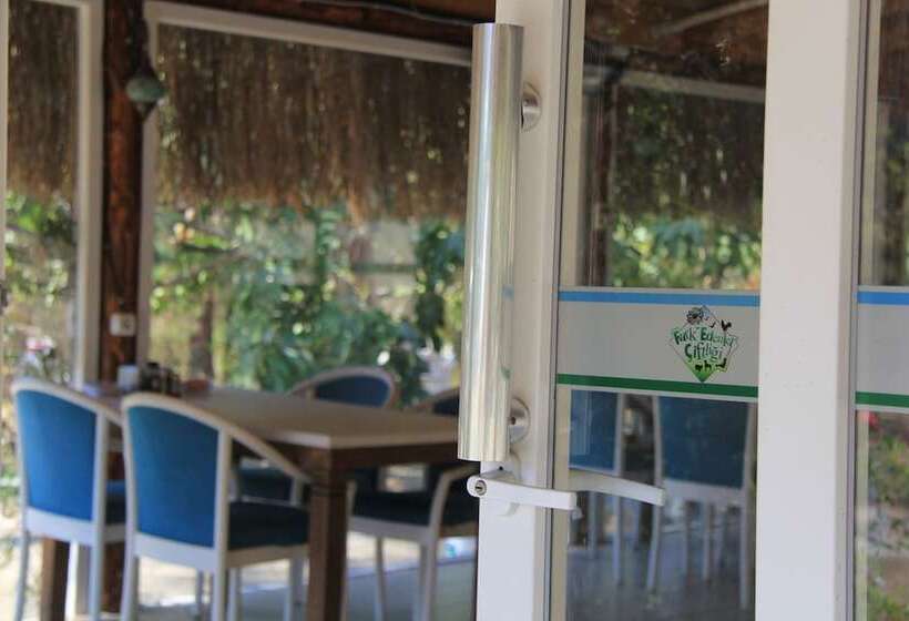 هتل Fark Edenler Camping&caravan&bungalows