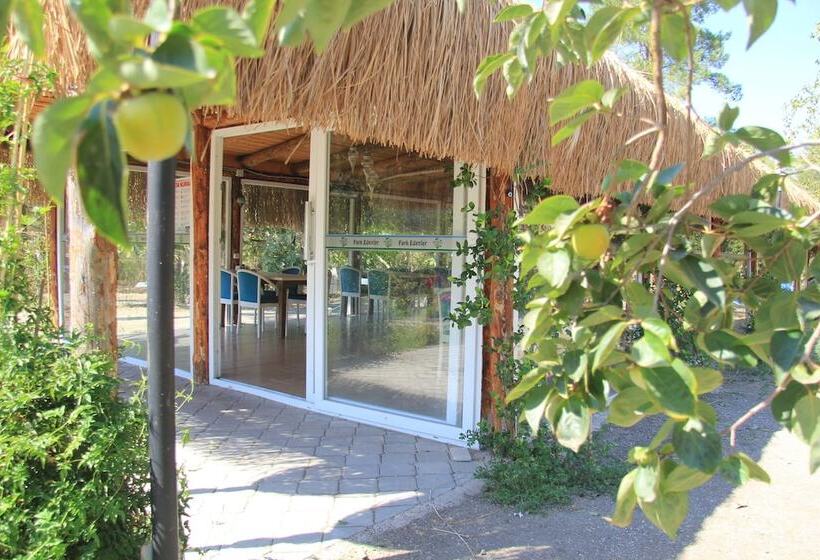 هتل Fark Edenler Camping&caravan&bungalows