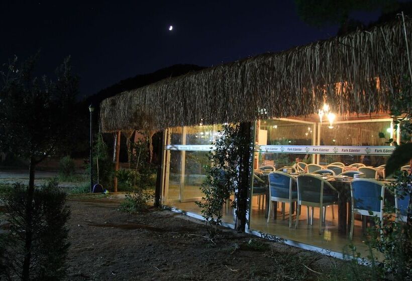 هتل Fark Edenler Camping&caravan&bungalows