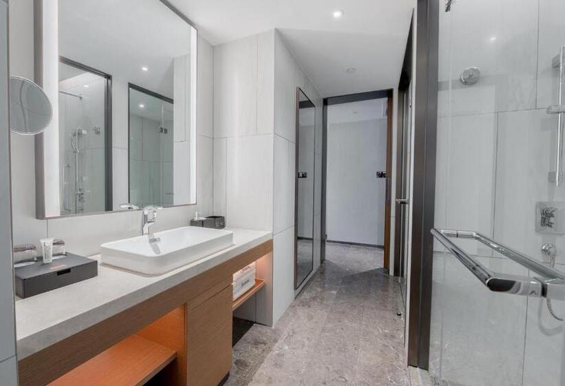 هتل Hampton By Hilton Dongguan Central Plaza