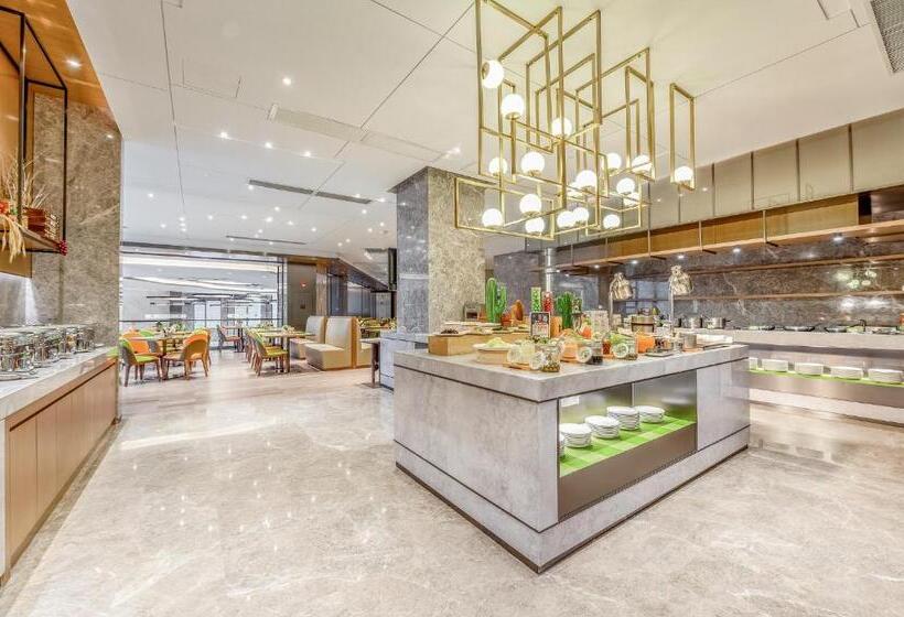 هتل Hampton By Hilton Dongguan Central Plaza