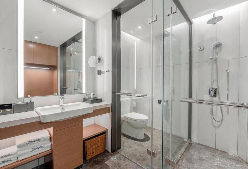 هتل Hampton By Hilton Dongguan Central Plaza