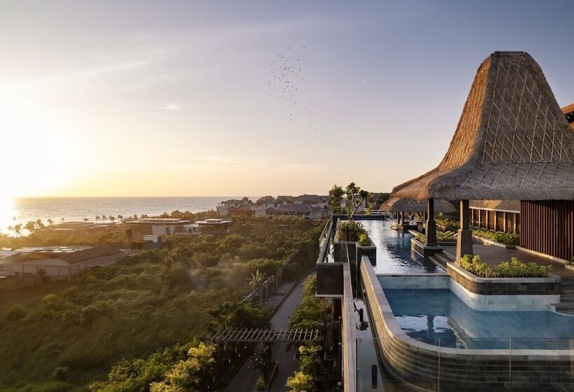 هتل Holiday Inn Resort Bali Canggu, An Ihg
