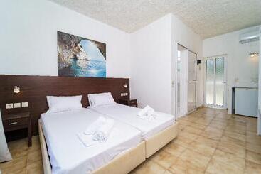 هتل Mayo Rooms