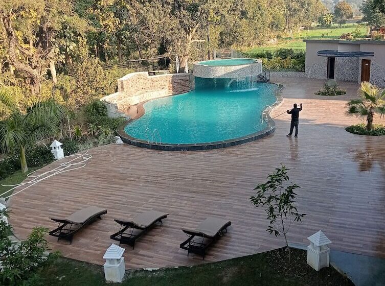 هتل Merak Resort Corbett