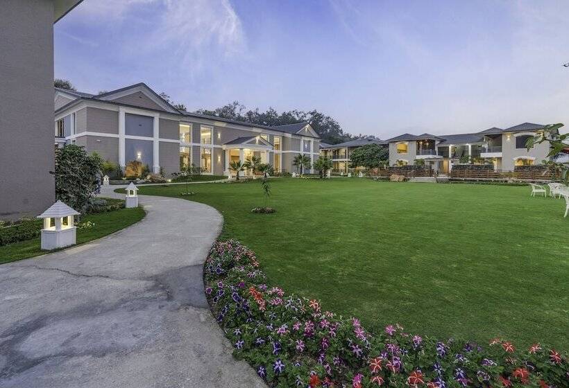 هتل Merak Resort Corbett