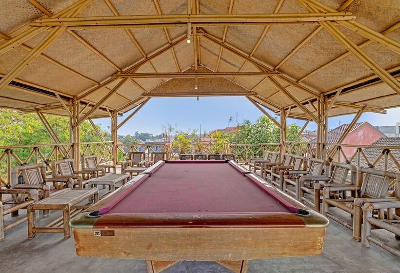 هتل Oyo 91522 Candi Gebang Guesthouse