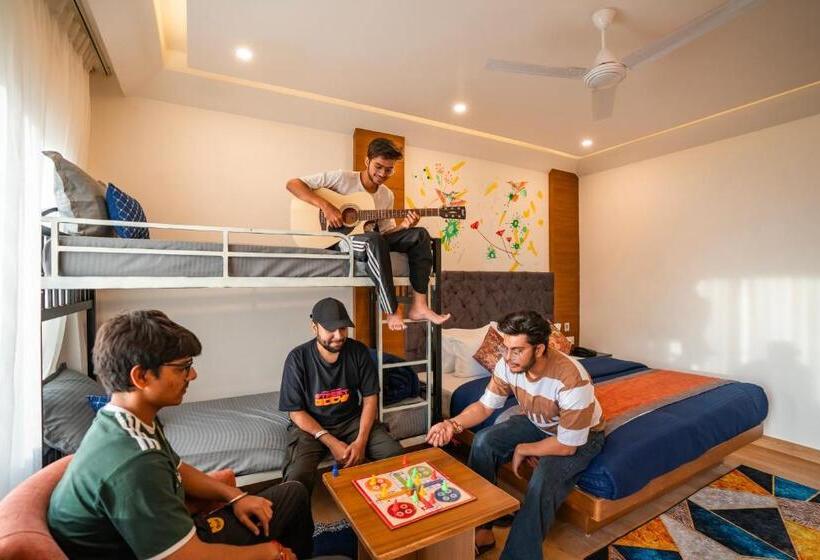 ホテル Shalom Backpackers Mussoorie
