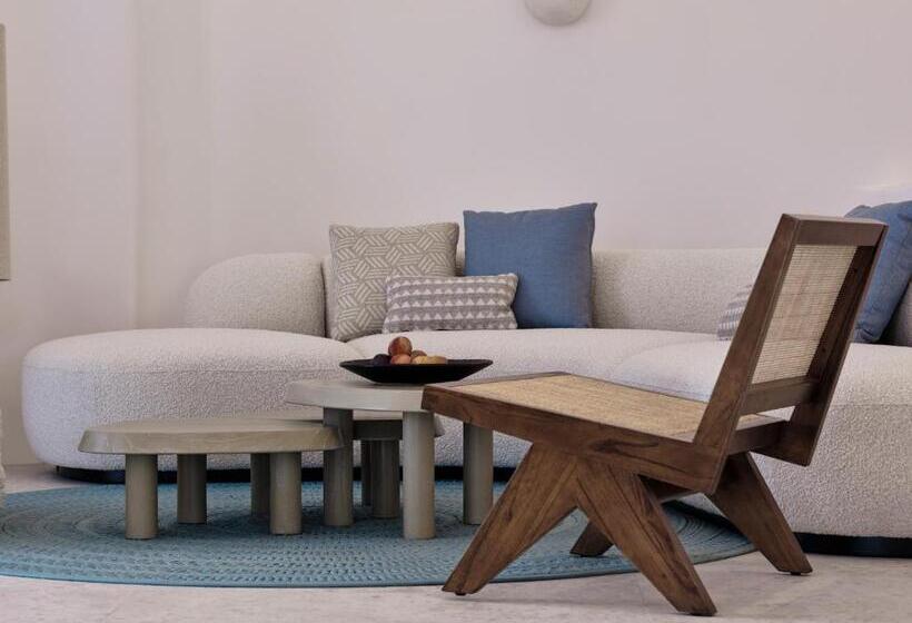 هتل Deos Mykonos   A Myconian Collection
