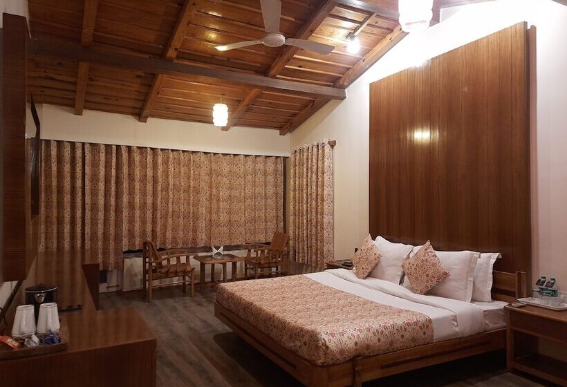 בית מלון כפרי Tiaraa Monolith Lake Resort