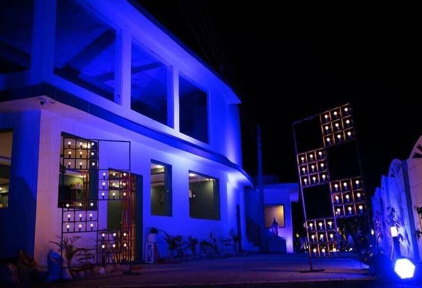 The White Oak Corbett Spa & Resort