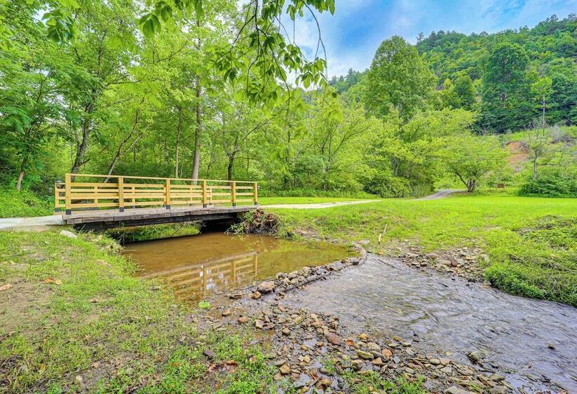 24 Acre Cottage W/ Hot Tub ~ 10 Mi To Blowing Rock