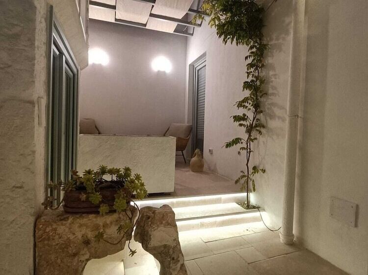 تختخواب و صبحانه Montesanto 60 Suite & Relax Alberobello