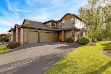 Forest Ridge Loop By Avantstay Hot Tub + Private Community Amenities