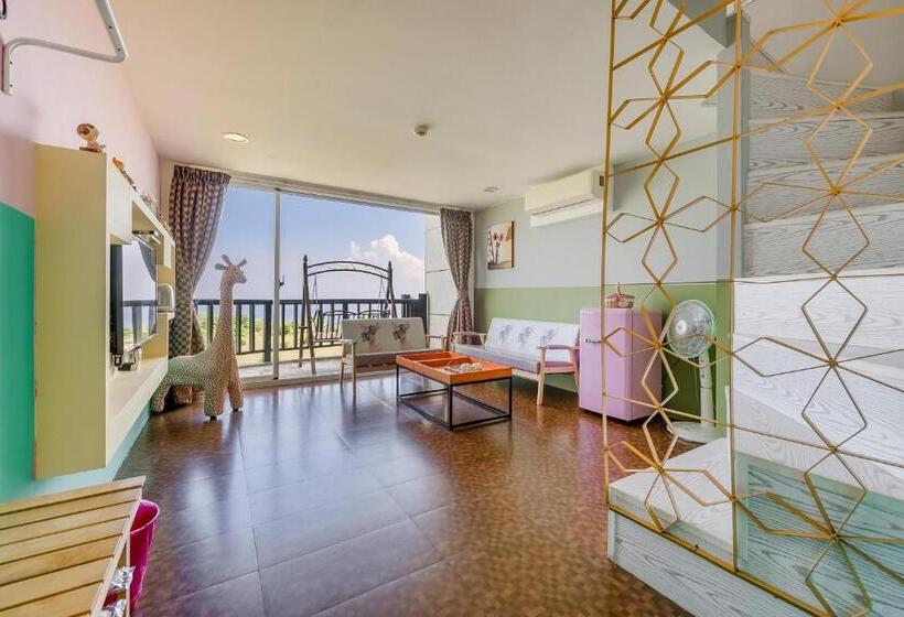 Happiness Ocean View B&b