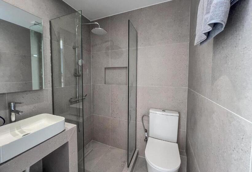 فندق Yaleena Residences