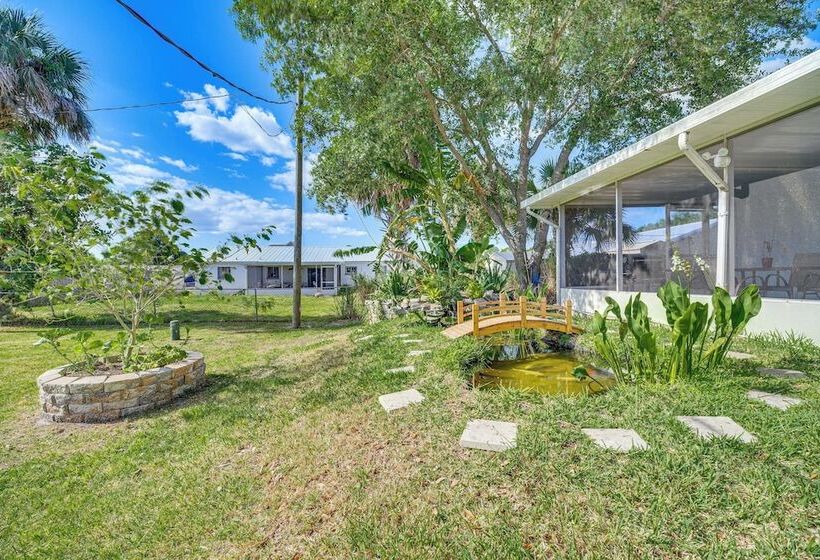 Palm Bay Home W/ Private Yard Near Beaches!