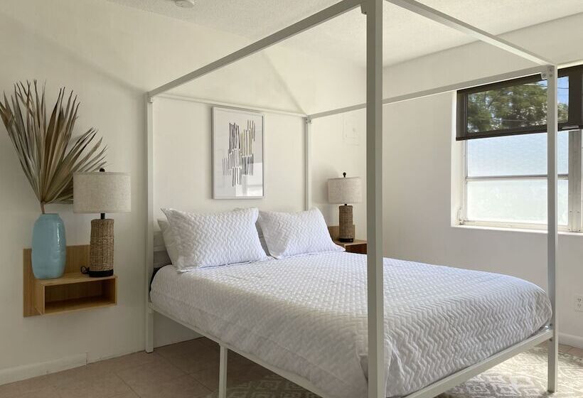پانسیون Wilton Manors Guesthouse