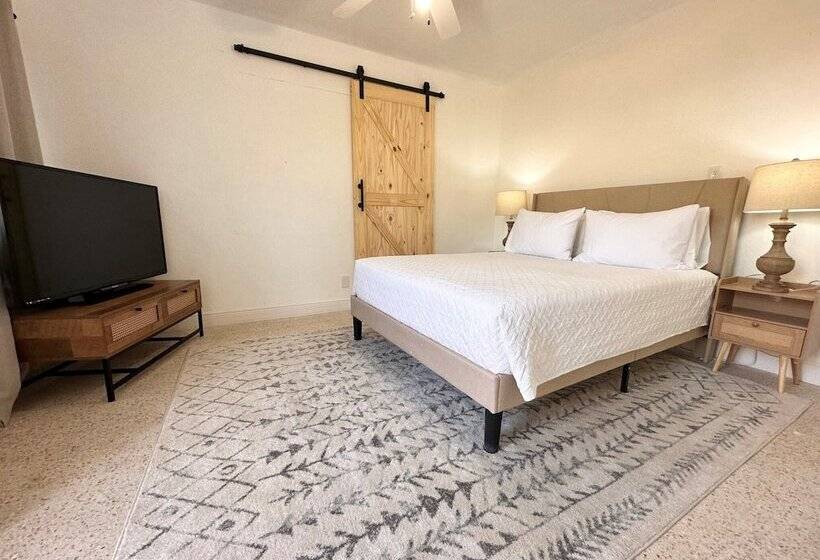 پانسیون Wilton Manors Guesthouse