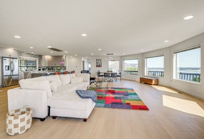 Spacious Camano Home W/ Hot Tub & Water Views!