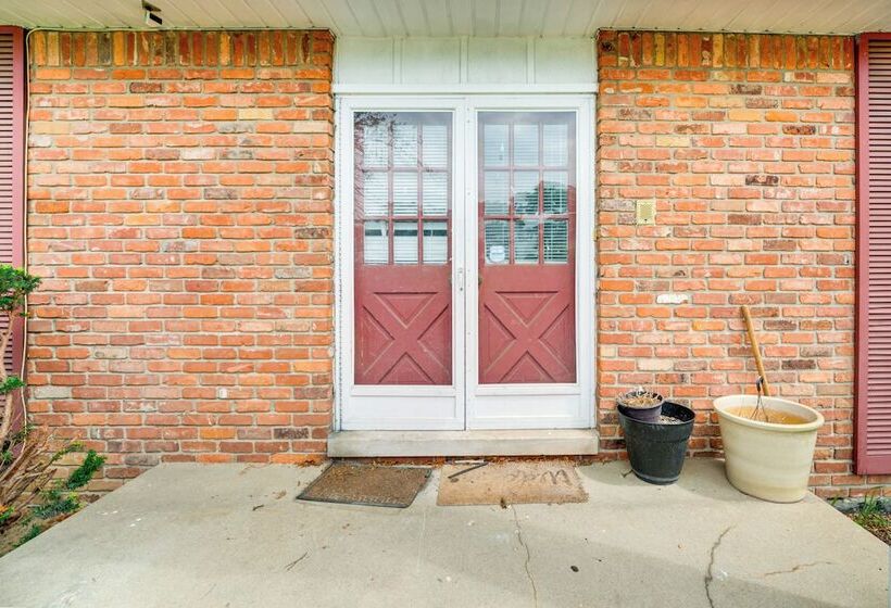 Spacious Southfield Home W/ Patio & Yard!