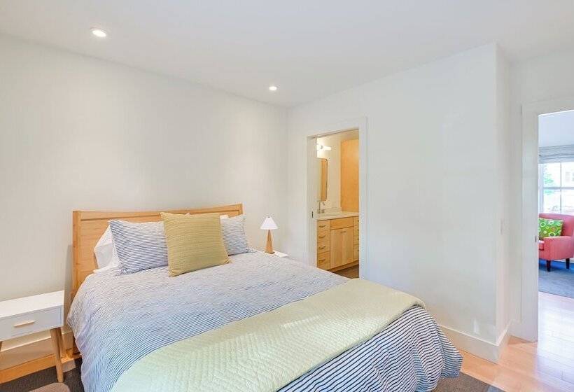 Upscale Southwest Harbor Retreat   Dog Friendly!