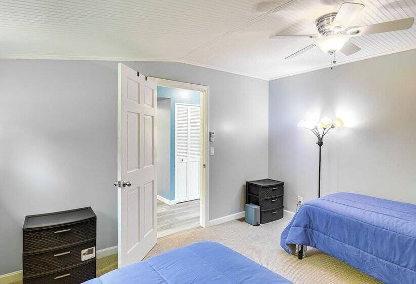 Bayfront Steuben Home W/ Screened Porch & Fire Pit