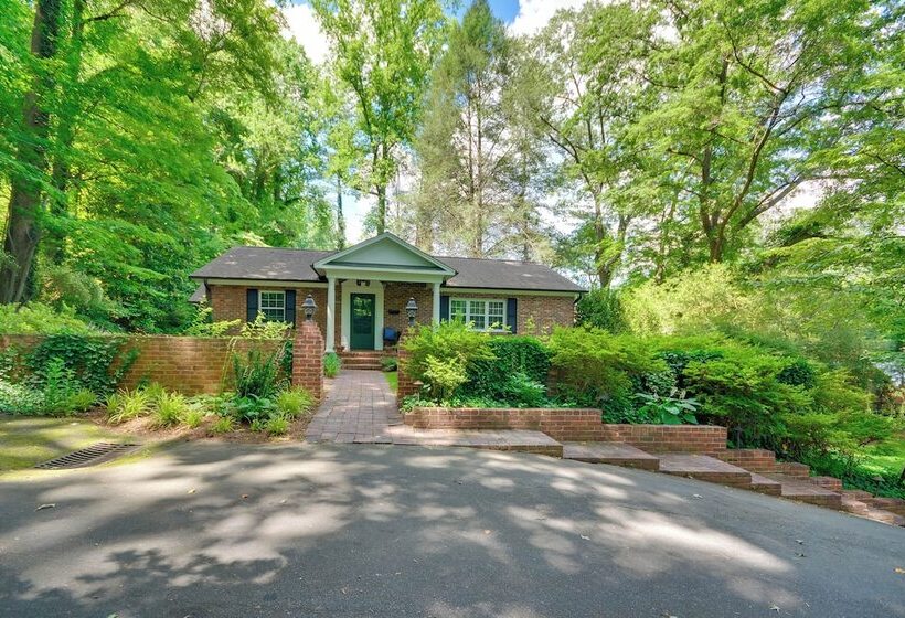 Cozy, Peaceful Cottage   Near Wake Forest!