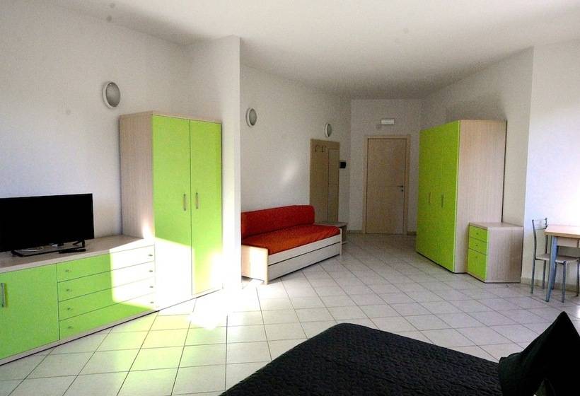 فندق فئة نجمة واحدة Residence Leccio
