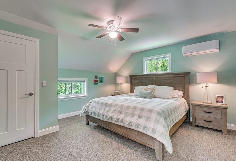 Near Hiking Trails & Ski Resorts: Killington Home!