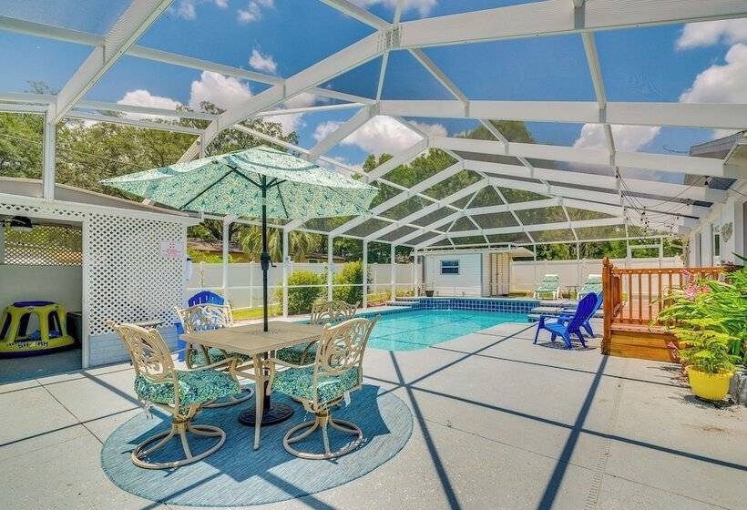 Ocala Retreat W/ Pool, Grill & Yard   Pets Welcome