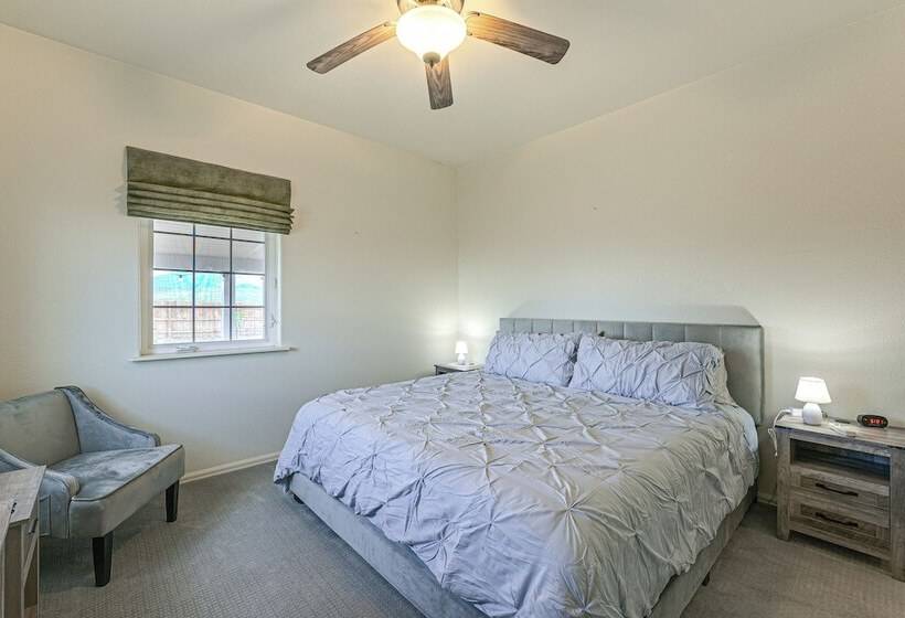 Pet Friendly Monte Vista Home W/ Game Room!
