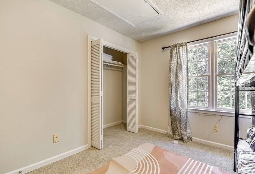 Powder Springs Home W/ Grill: 11 Mi To Six Flags!