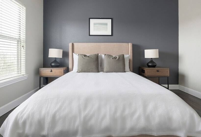 Residences At River Park West By Landing