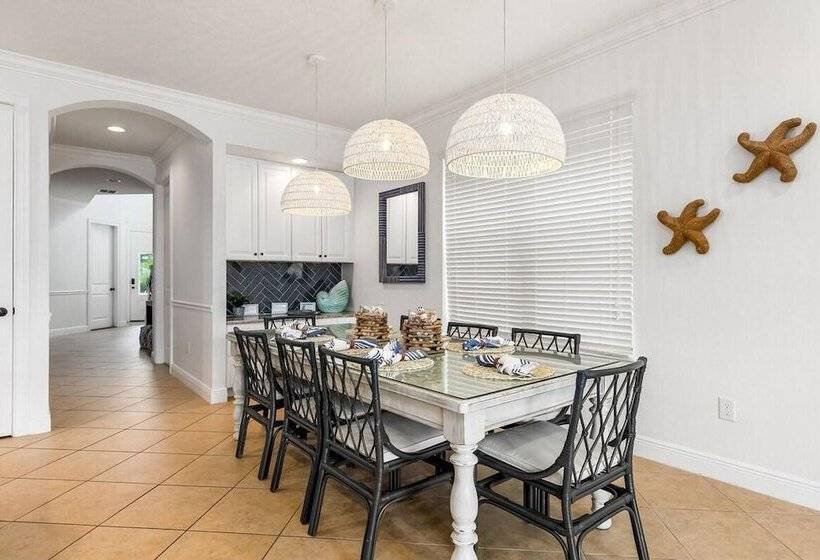 إقامة Castle Pines Court Retreat