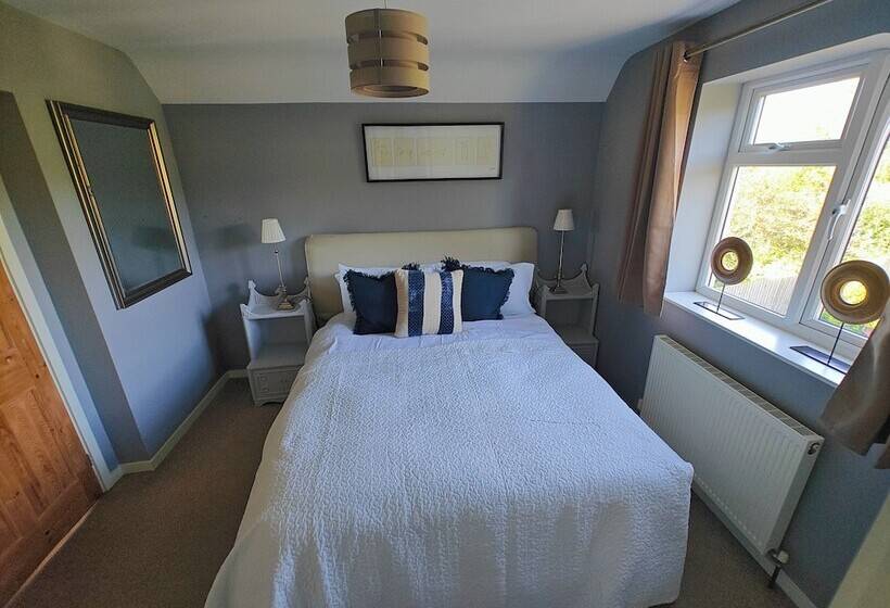 레지던스 King Arthur S Rest   Sleeps 10, Hot Tub & Garden