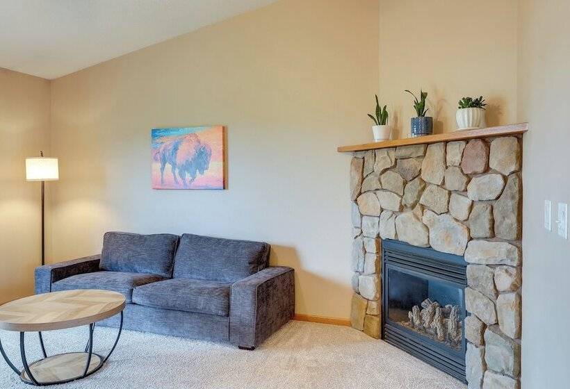 Roomy Piedmont Home W/ Yard < 14 Mi To Sturgis!