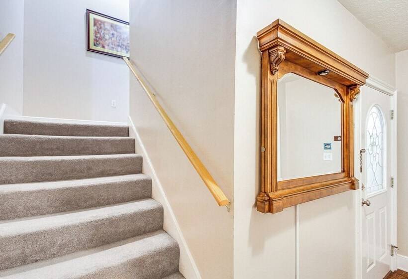 Spacious Bay St Louis Home   1/2 Mi To Old Town!