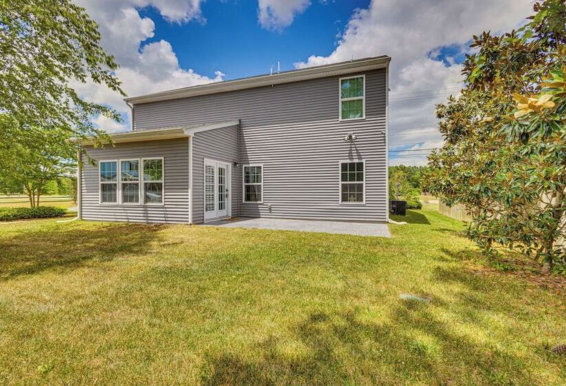 10 Mi To Norfolk: Chesapeake Haven W/ Yard!