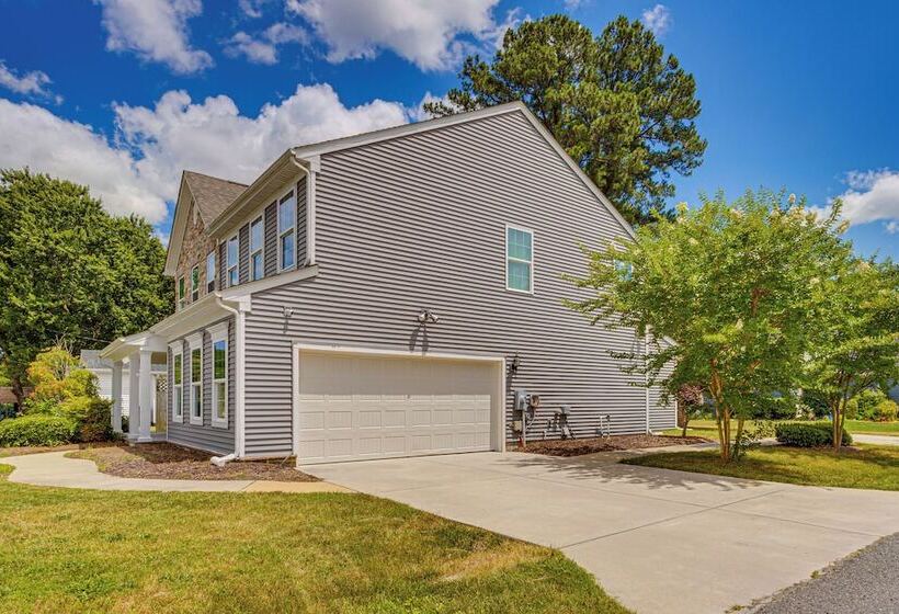 10 Mi To Norfolk: Chesapeake Haven W/ Yard!