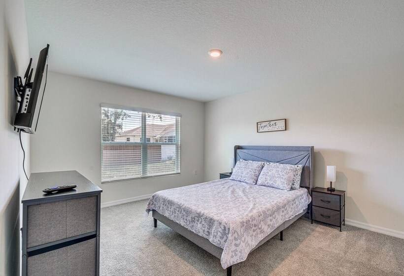 Spring Hill Retreat W/ Patio & Yard, Near Kayaking