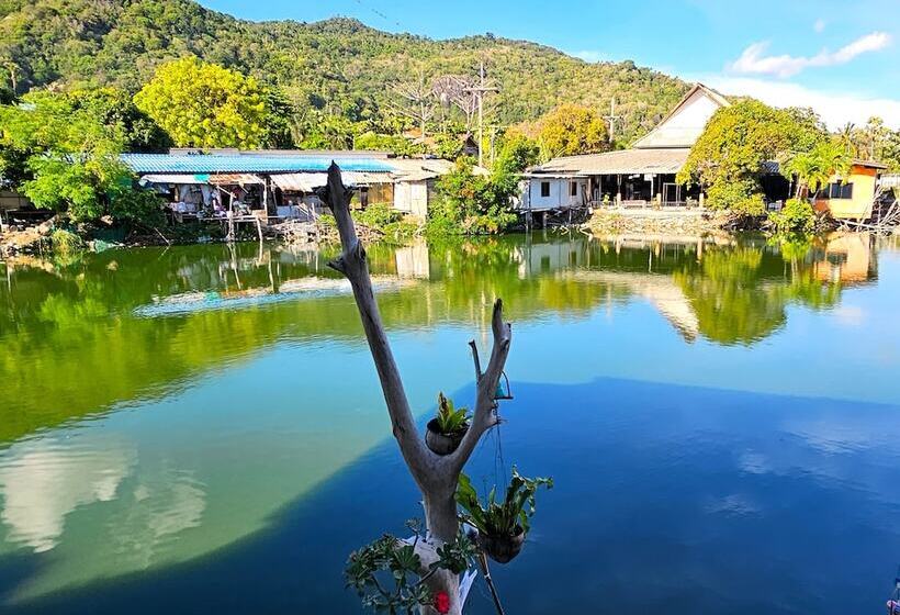 Hideout Hostel
