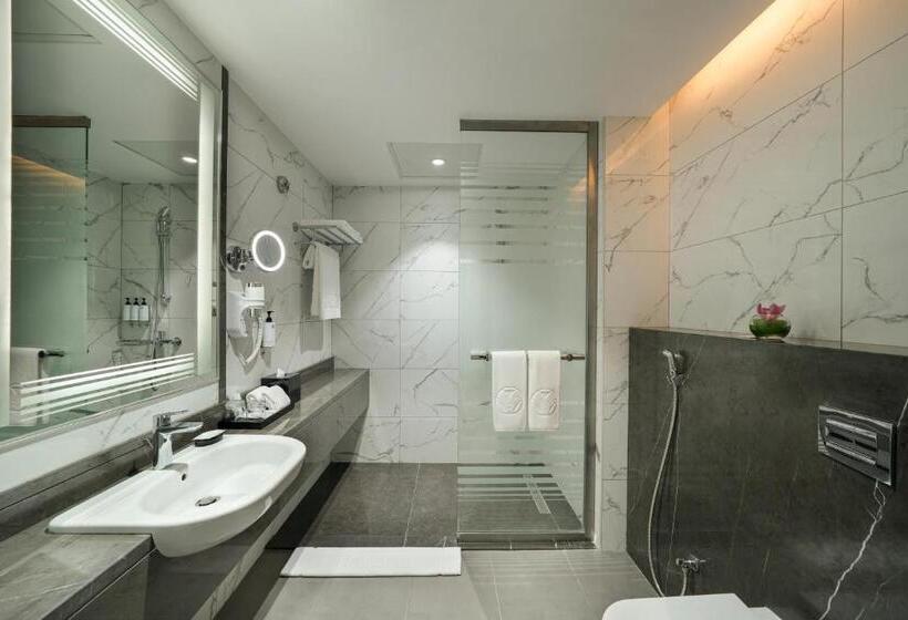 هتل Rotana Al Manakha Madinah