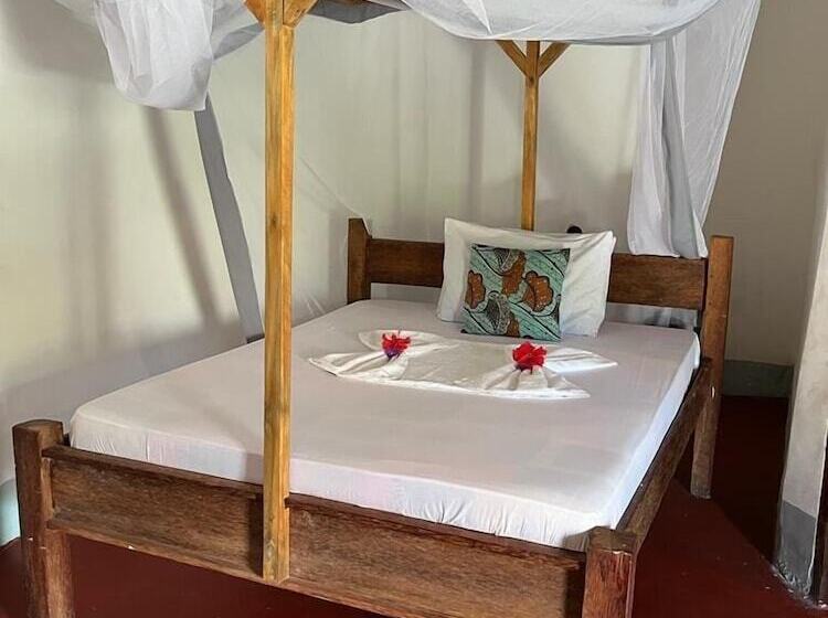 هتل Furaha Lodge