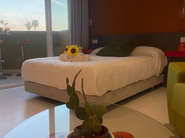 Lahola Glam Suites
