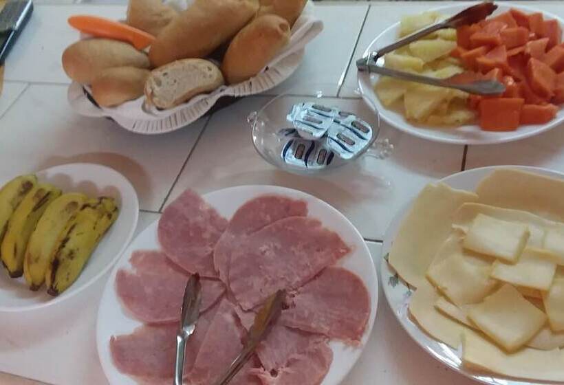 پانسیون Hostal Danita