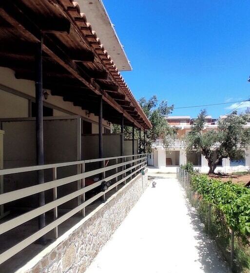 پانسیون Karavaki Apartments