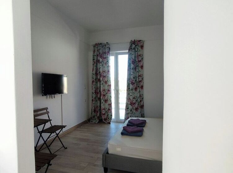 پانسیون Karavaki Apartments